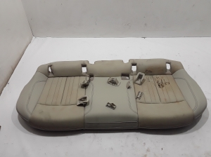   Rear seat seat 