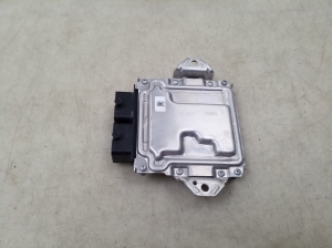 Suzuki Swift V (2017–2026) Engine control unit 3391081P00 - 4