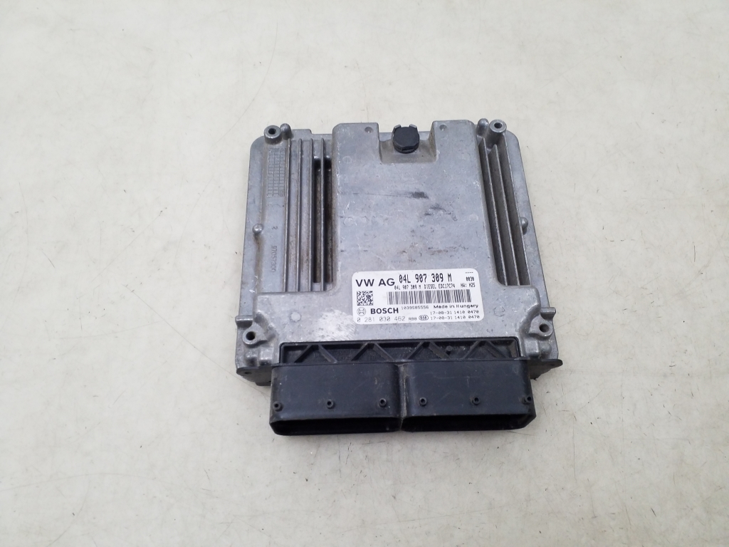 VOLKSWAGEN Passat B8 (2014-2023) Engine Control Unit ECU 04L907309M 24990646