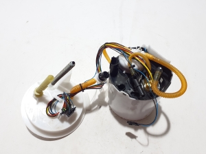 VOLVO S90 (2016–2026) Kütusepump paagis 31465817 - 5