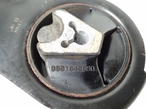 Peugeot 3008 (2009–2016) Motorlager 9681648680 - 3
