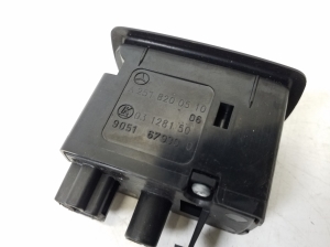 Mercedes Benz GL-Class 164 (2006–2012) Rear side door window switch A2518200510 - 3