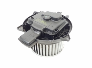   Heizungsgebläsemotor  - A1648350207 