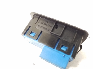 Mercedes Benz GL-Class 164 (2006–2012) Other switch A1648707010 - 2