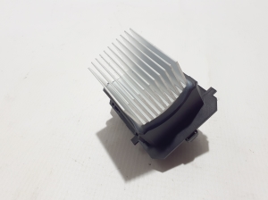 Dacia Duster (2017–2024) Cabin shoulder motor resistance T1033613F - 2