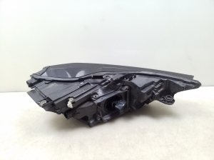 AUDI A6 C8 (2018–2025) Scheinwerfer vorne 4K0941039 - 3