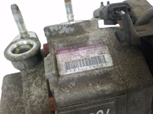  Air conditioner compressor 