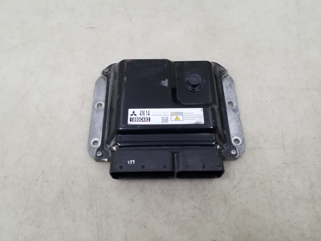 MITSUBISHI ASX 1 generation (2010-2020) Блок керування двигуном ECU 1860C483 24990822