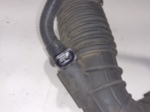  Air intake hose 