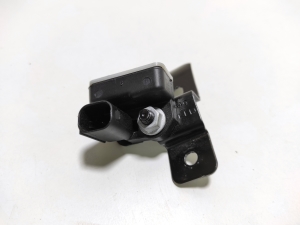 Mercedes Benz GLS 166 (2015–2019) Sonstiger Sensor A0009057600 - 2