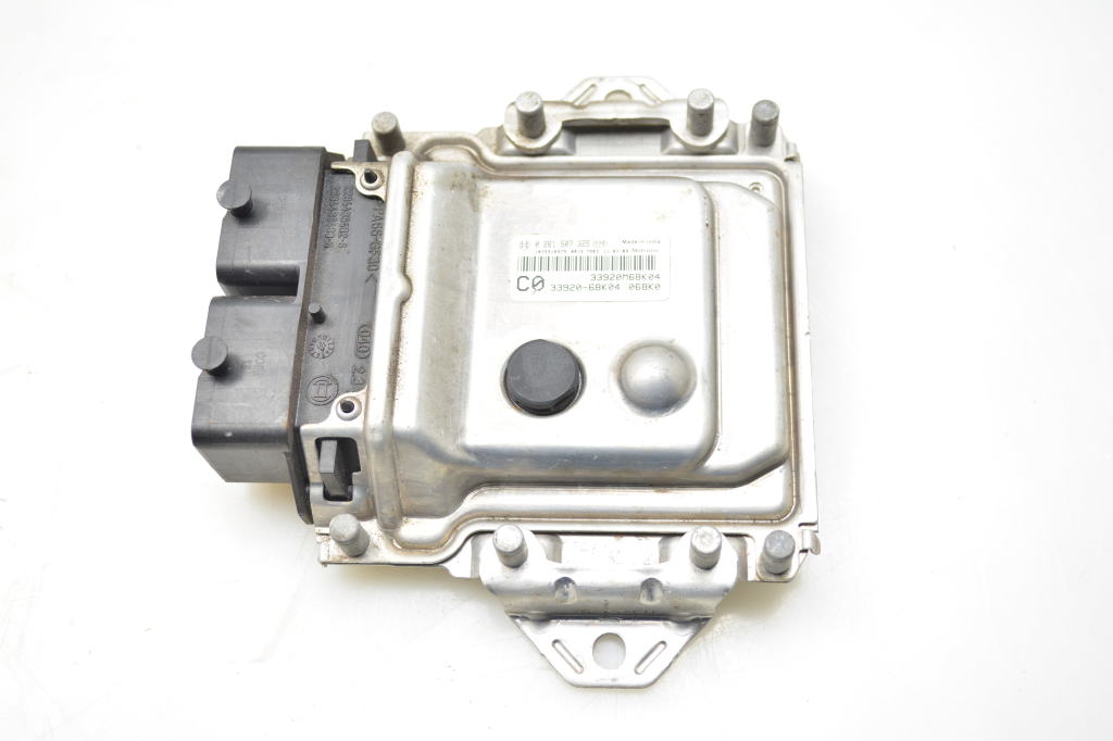 Suzuki Alto VII-HA25 (2009–2014) Motorsteuergerät 3392068K04 Suzuki Alto VII-HA25 (2009–2014) Motorsteuergerät 3392068K04
