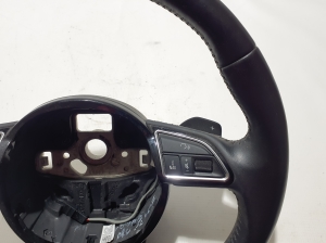  Steering wheel 