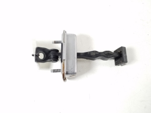 Peugeot 2008 (2013–2026) Front door check - 2