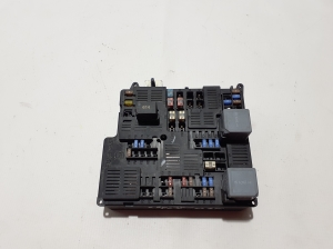   Fuse boxes  - 32212299 