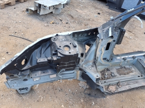 VOLVO S90 (2016–2026) Priekšējais balsts 32348643 - 2