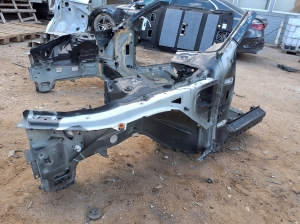 VOLVO S90 (2016–2026) Priekšējais balsts 32377199 - 2