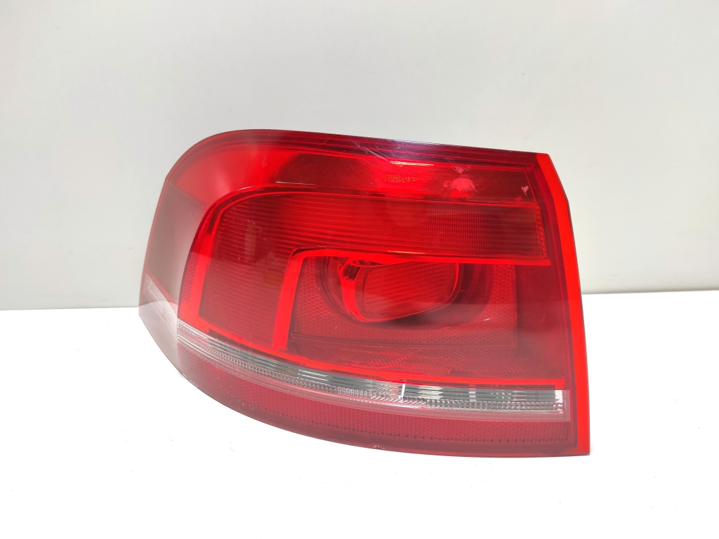 VOLKSWAGEN Passat B7 (2010-2015) Rear Left Taillight 3AF945095C 21861357