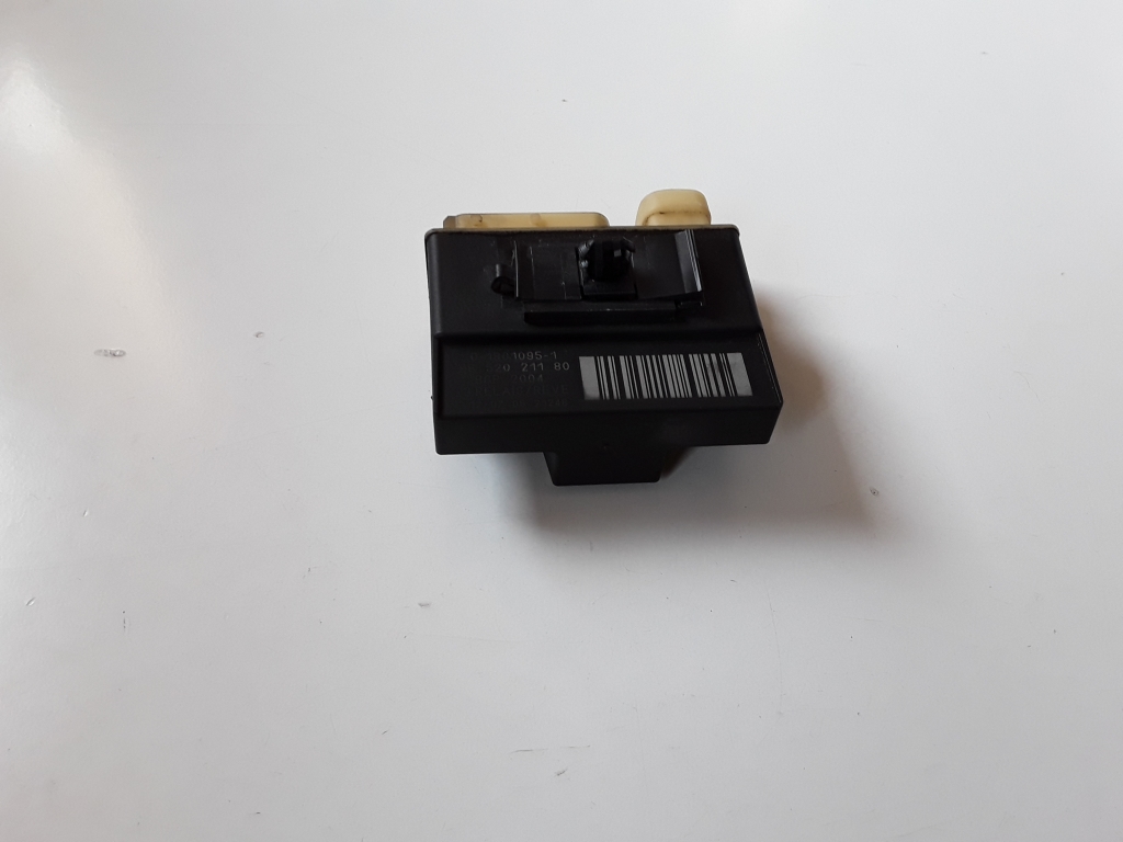 CITROËN Berlingo 2 generation (2008-2023) Cooling fan control unit 9652021180 27579662