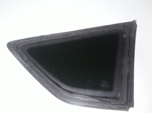 Ford Kuga (2008–2012) Seitenscheibe hinten (Karosserie) 8V41S297B01 - 2