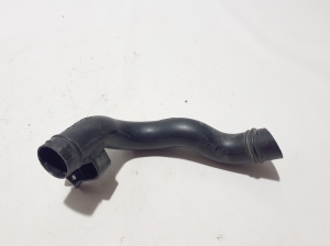  Air intake hose 