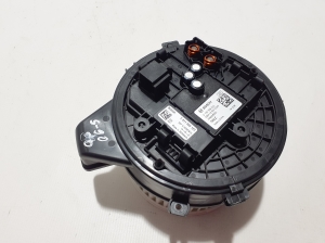  Cabin shoulder motor 