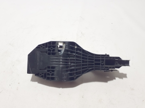 Land Rover Discovery Sport (2014–2026) Front door external opening handle and its details - 3