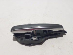 Land Rover Discovery Sport (2014–2026) Front door external opening handle and its details - 5