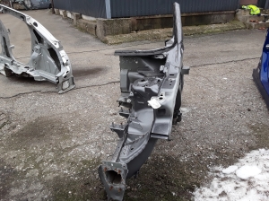 Land Rover Discovery Sport (2014–2026) Priekšējais balsts LR061077 - 2