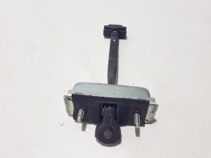 Land Rover Discovery Sport (2014–2026) Front door check FK7223552AC - 2