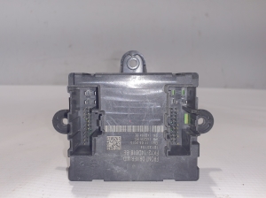 Land Rover Discovery Sport (2014–2026) Front door control unit - 3