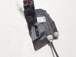 Land Rover Discovery Sport (2014–2026) Rear side door lock FK7224994BD - 2