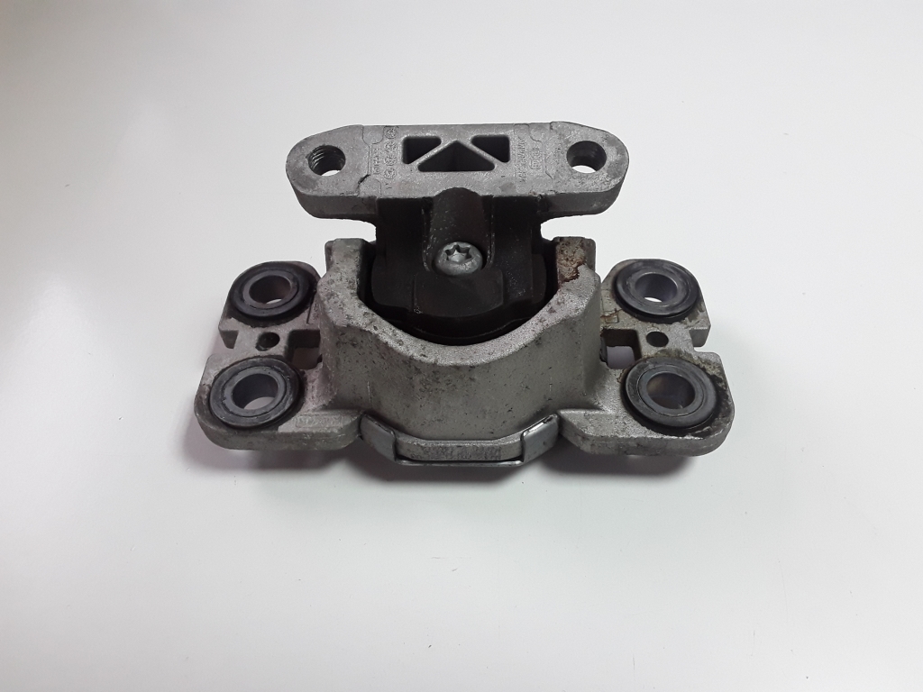 LAND ROVER Range Rover Evoque L538 (1 gen) (2011-2020) Left Side Engine Mount G3035133 22582801