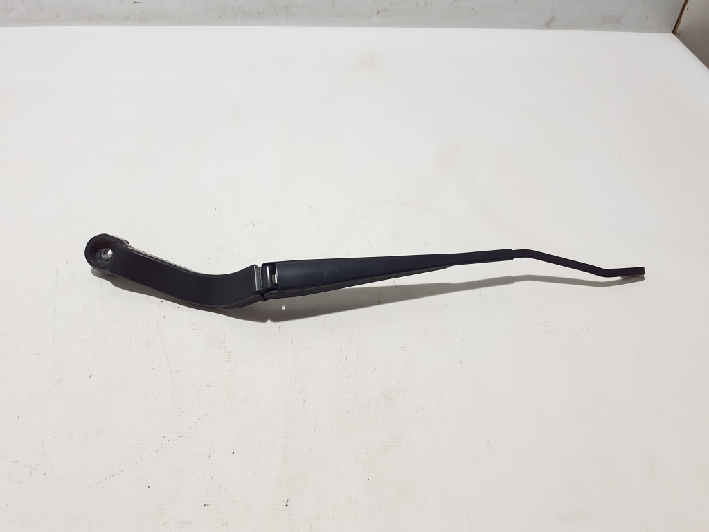 LAND ROVER Discovery Sport 1 generation (2014-2024) Front Wiper Arms LR064426, FK7217527BA 21892116