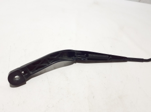  Windshield wiper blade 