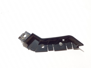  Front bumper bracket 