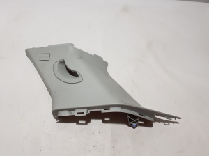   Interior trim of the rear strut  - FK72519A96BE 