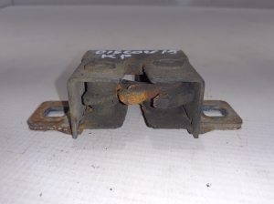 Land Rover Discovery Sport (2014–2026) Hood latch LR065340 - 2