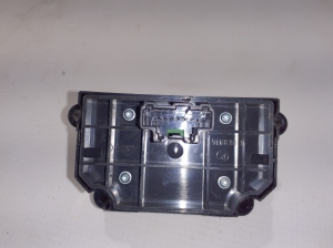 Land Rover Discovery Sport (2014–2026) Schalter Einparkhilfe FK722B623AA - 3