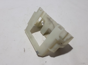 Land Rover Discovery Sport (2014–2026) Engine control unit bracket BJ3212A659AD - 2