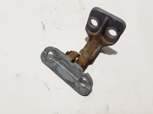 Land Rover Discovery Sport (2014–2026) Front door lower hinge BJ32228A64DB - 3