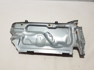  Muu osa kapoti all  - CG9N10B738CA 