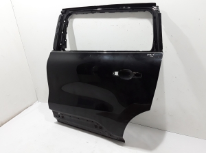 Rear side doors - 821019868R