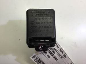AUDI A6 C5 (1997–2005) Cabin shoulder motor resistance 4B0820521 - 2