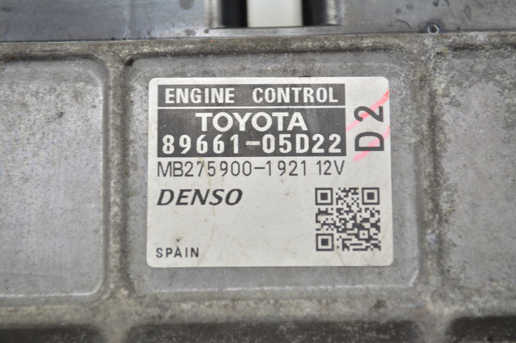 TOYOTA Avensis T27 Unitate de control motor 8966105D22 25126541