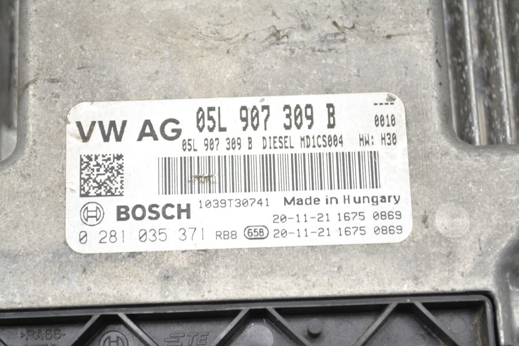 VOLKSWAGEN Passat B8 (2014-2023) Блок управления двигателем 05L907309B 25126538