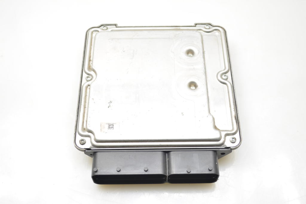 VOLKSWAGEN Golf 7 generation (2012-2024) Motorstyrenhet ECU 04L907309B 25126536