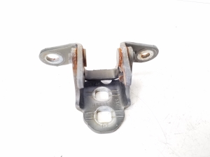   Charnière supérieure de porte avant  - 256ABR 