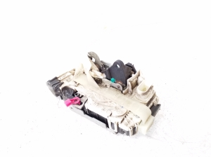 Jeep Compass MK49 (2006–2016) Rear side door lock P68068357AB - 4