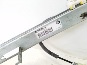Jeep Compass MK49 (2006–2016) Front door window regulator 05074821AA - 2