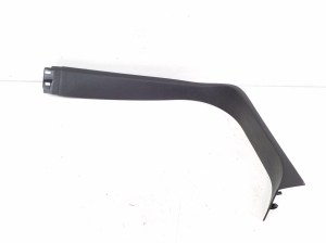   Autre pièce de garniture de hayon  - 1AW65TRMAG 